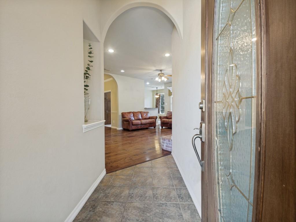 1117 Ellison Park Circle Property Photo 6