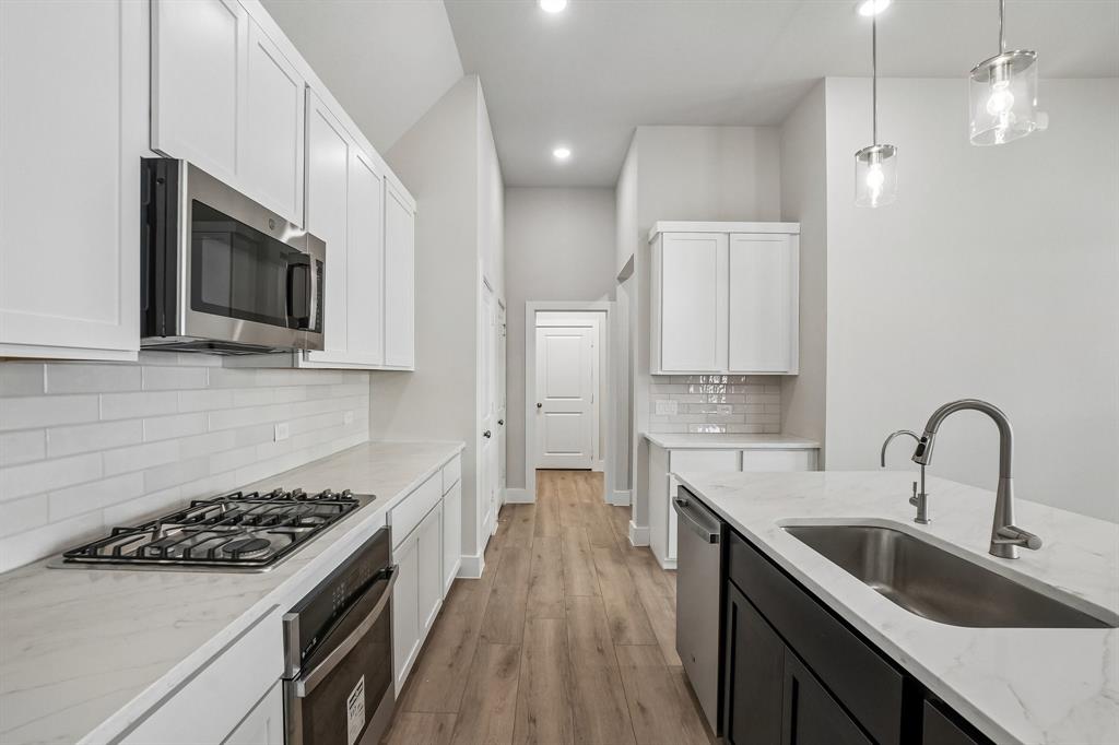 9301 Rolling Meadow Way Property Photo 15