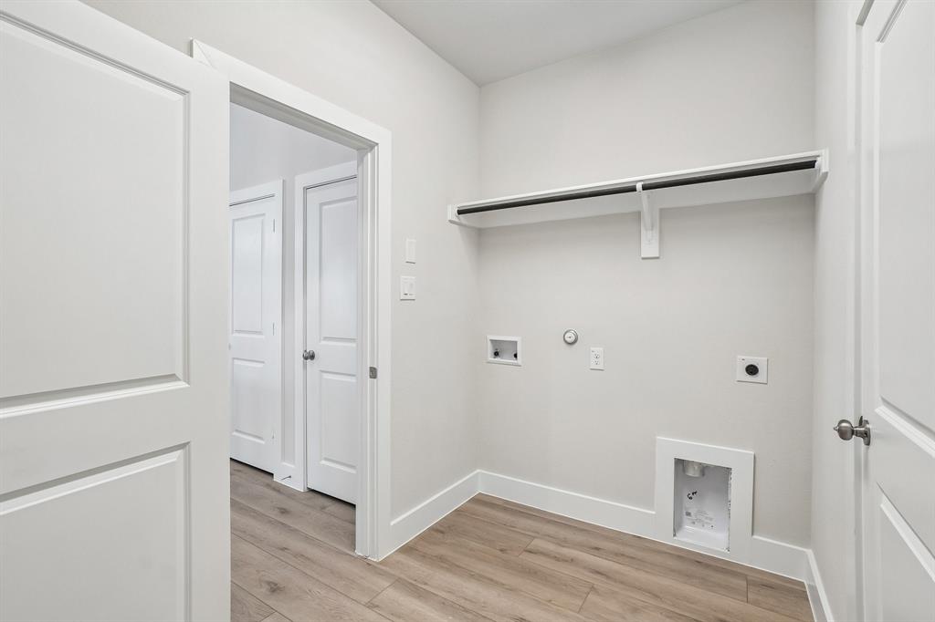 9301 Rolling Meadow Way Property Photo 16