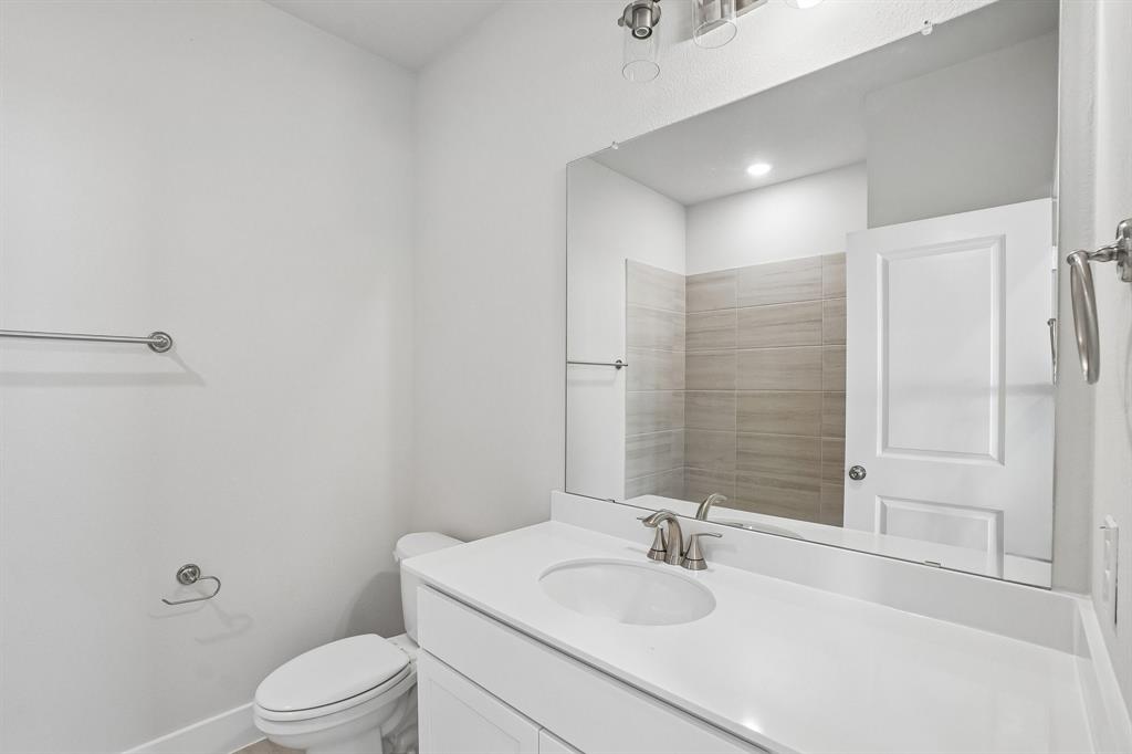 9301 Rolling Meadow Way Property Photo 21
