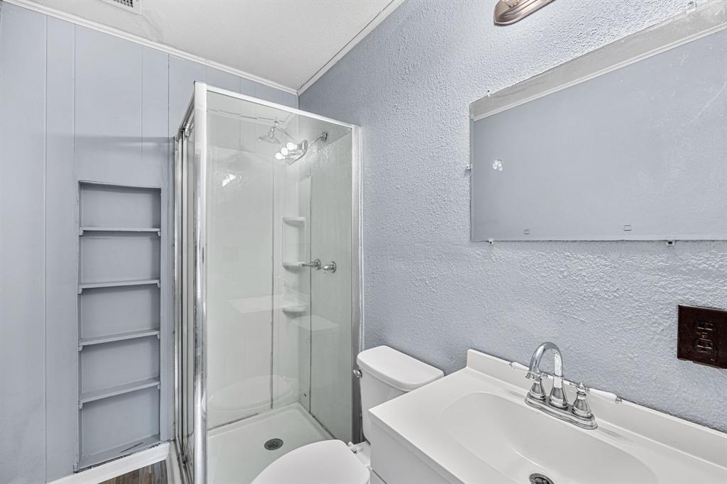 709 Sissom Road Property Photo 16