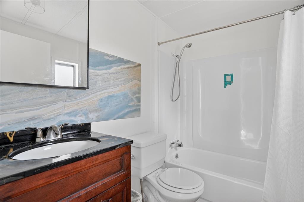 5469 Lake Granbury Trail Property Photo 19