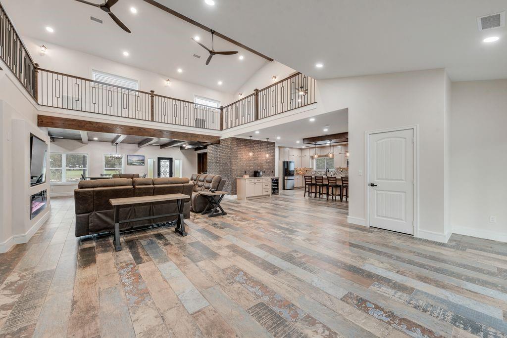 11167 Plainview Road Property Photo 12