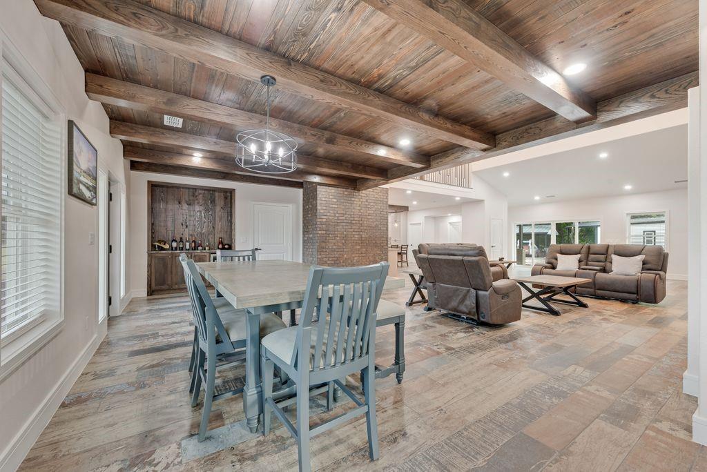11167 Plainview Road Property Photo 14