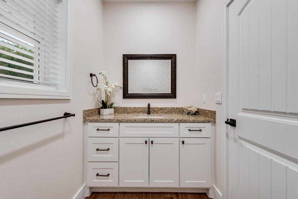 11167 Plainview Road Property Photo 30