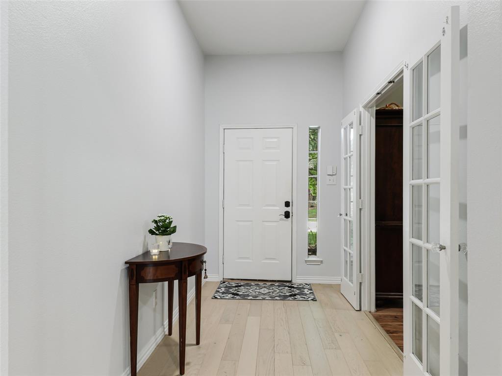 717 Sequoia Drive Property Photo 4