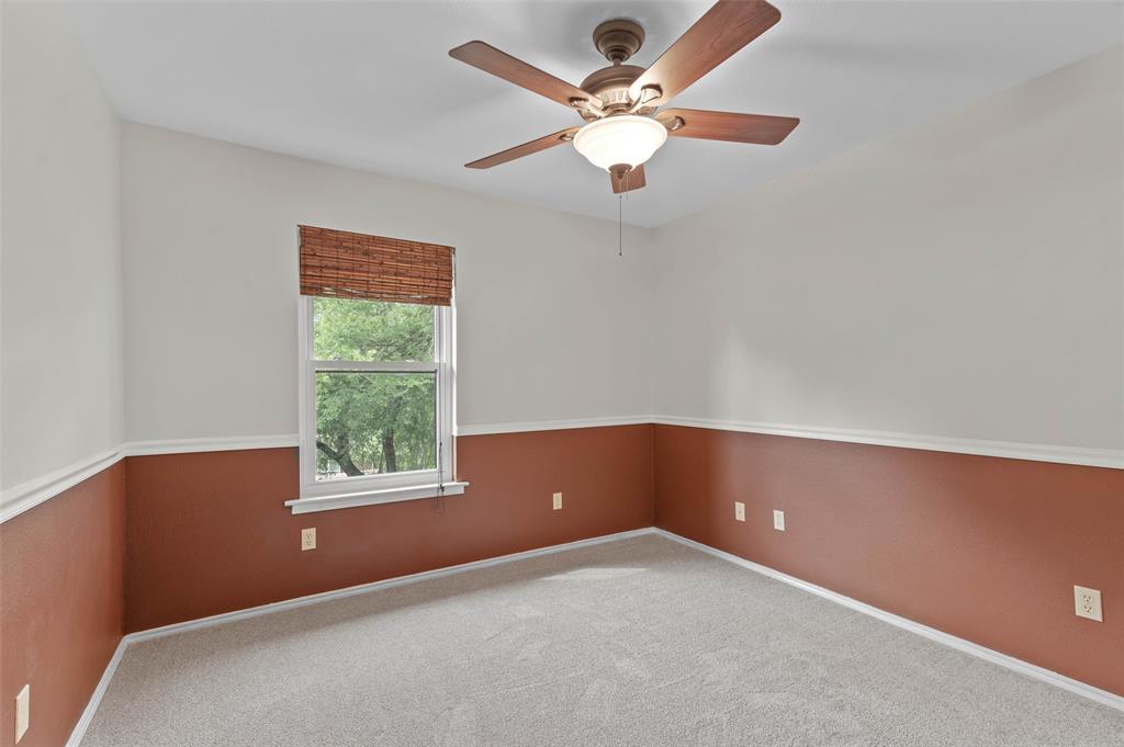 2002 Emerson Lane Property Photo 26