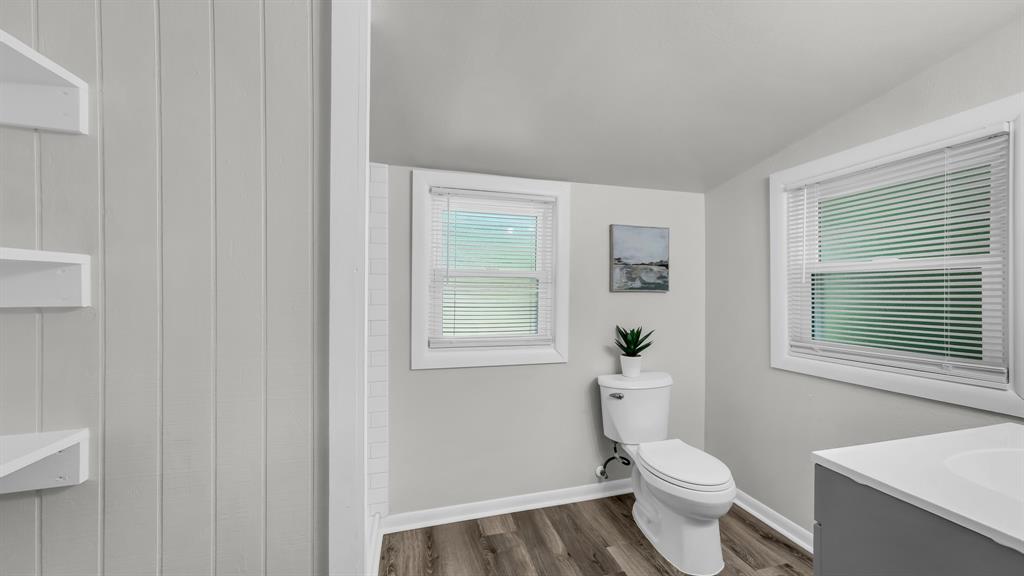 1220 N Rusk Street Property Photo 21