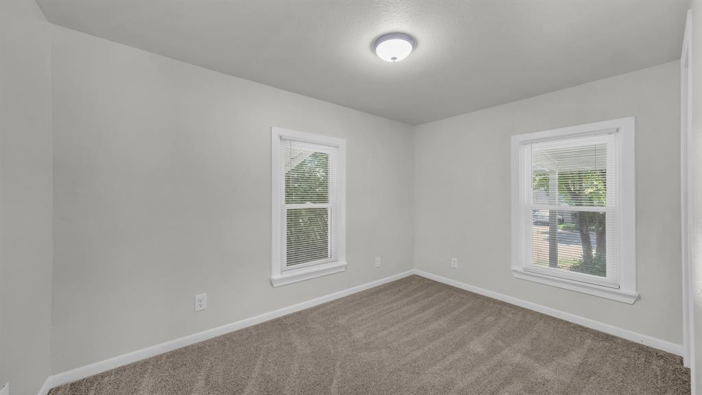 1220 N Rusk Street Property Photo 24