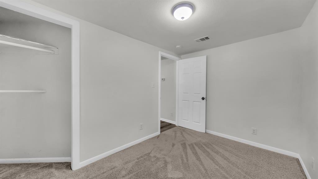 1220 N Rusk Street Property Photo 25