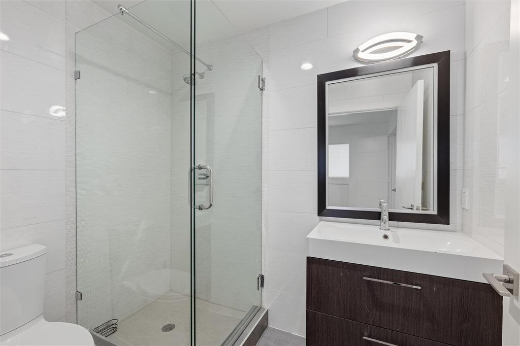 1815 Browder Street E Property Photo 13