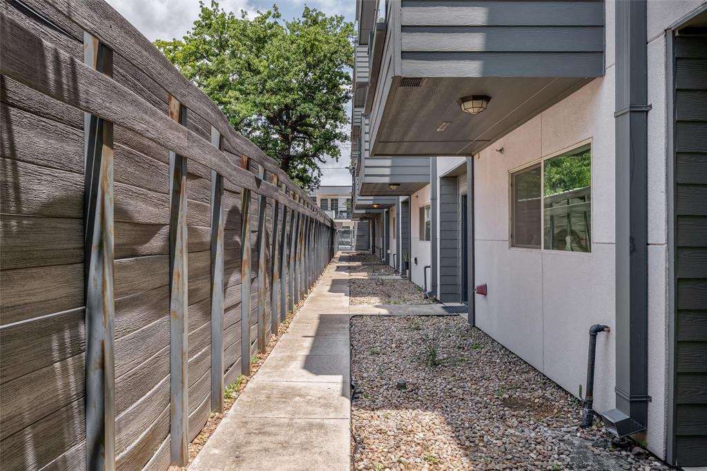 1815 Browder Street E Property Photo 36