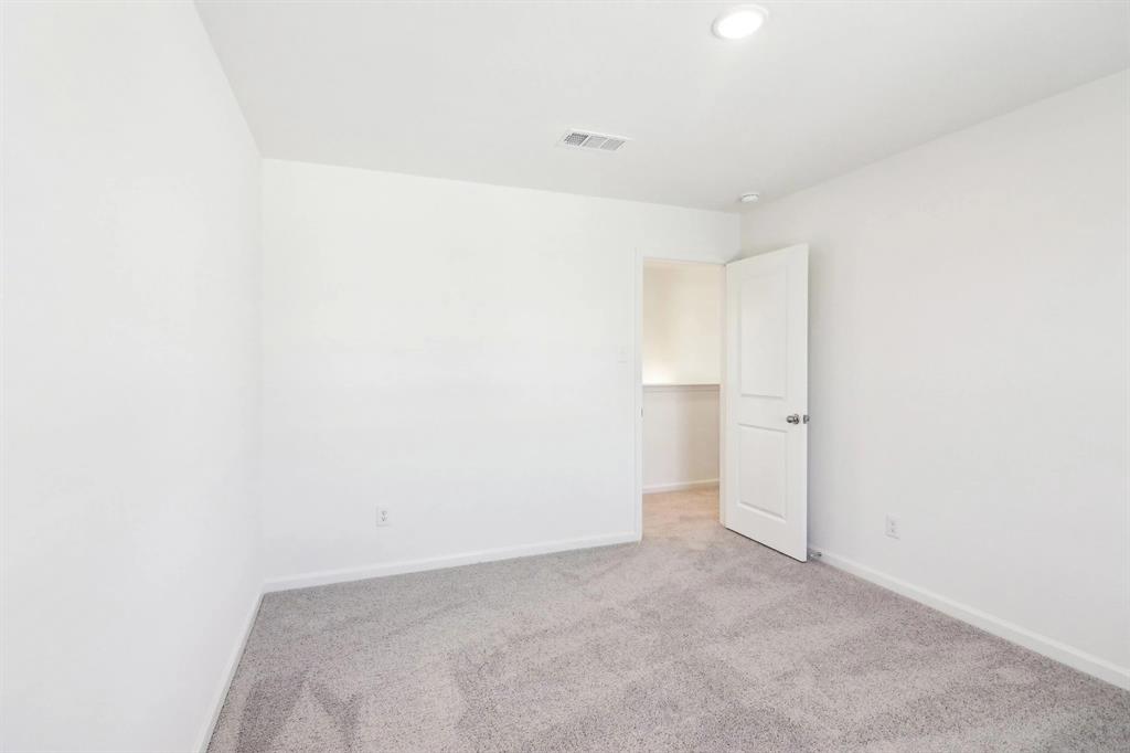 4407 Wood Fern Lane Property Photo 36