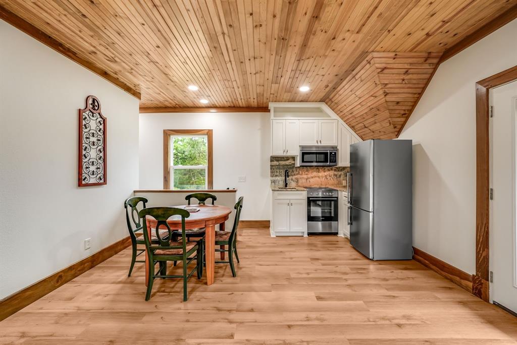 1037 Harrison Road Property Photo 32