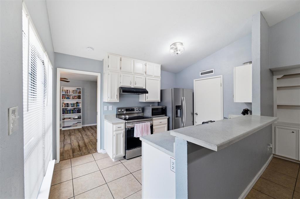 7254 Pineberry Road Property Photo 13