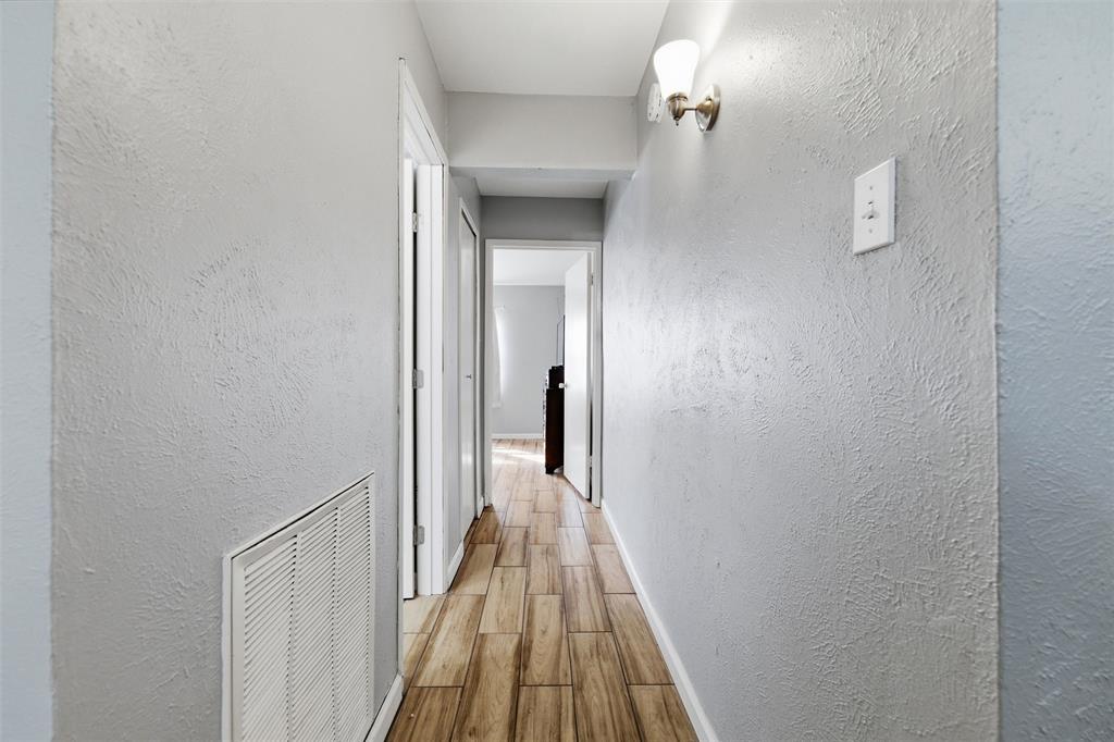 7254 Pineberry Road Property Photo 20