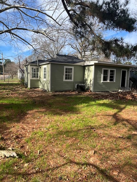 6017 Canal Boulevard Property Photo 1