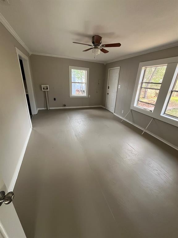 6017 Canal Boulevard Property Photo 3