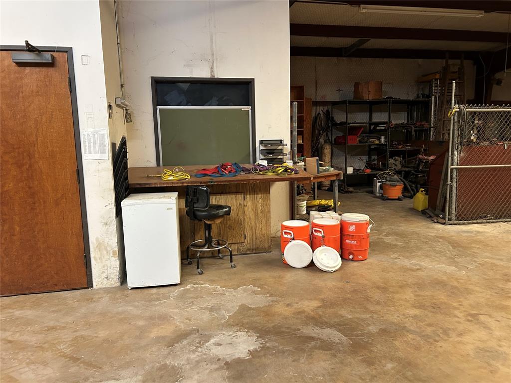 2432 Edinburgh Street Property Photo 17