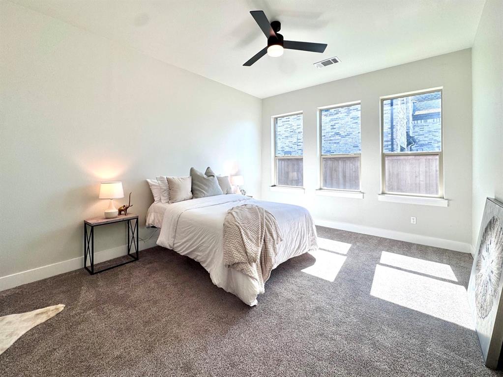 2402 Amesbury Drive Property Photo 14