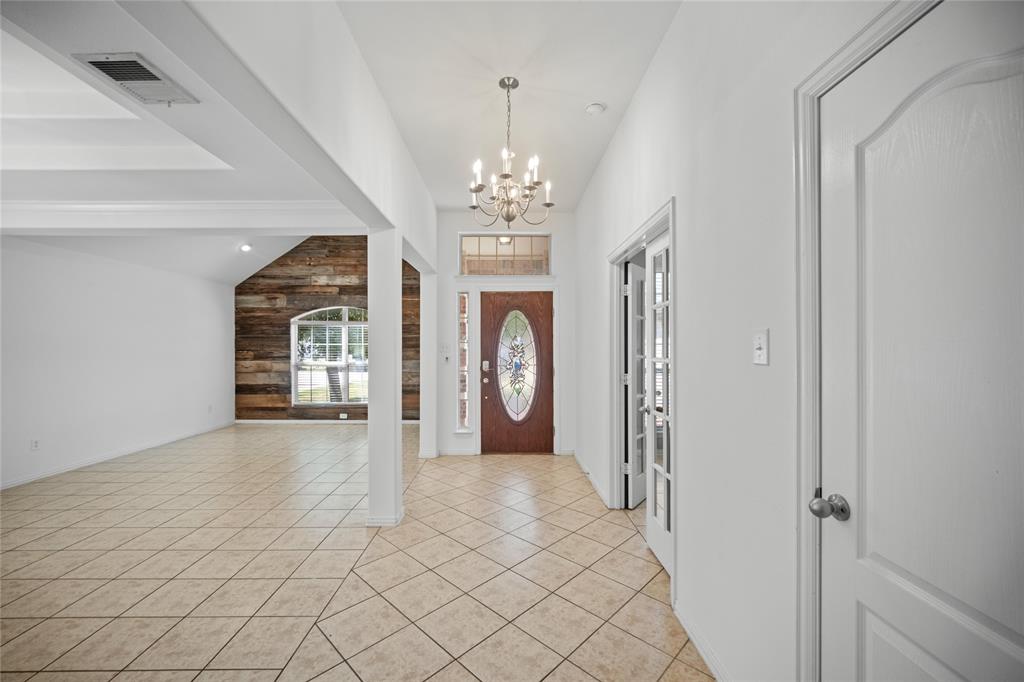 2832 Appaloosa Court Property Photo 6