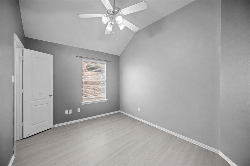 2832 Appaloosa Court Property Photo 23