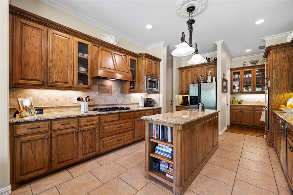 8597 Fallow Run Property Photo 8
