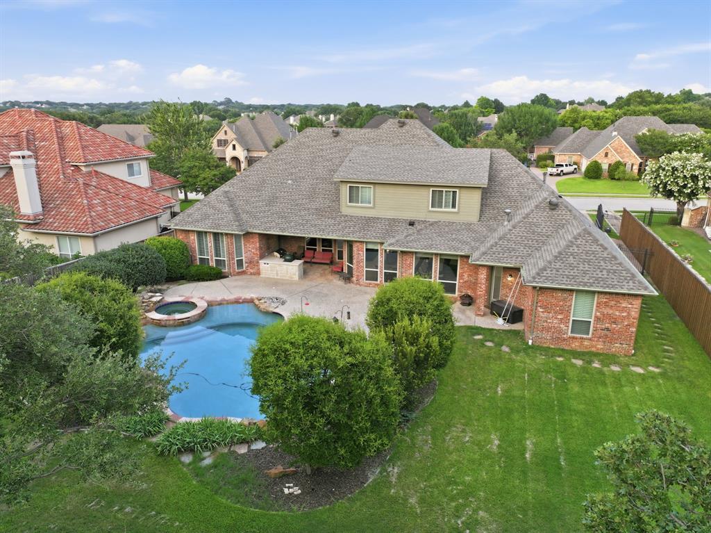 1016 Meandering Woods Drive Property Photo 4
