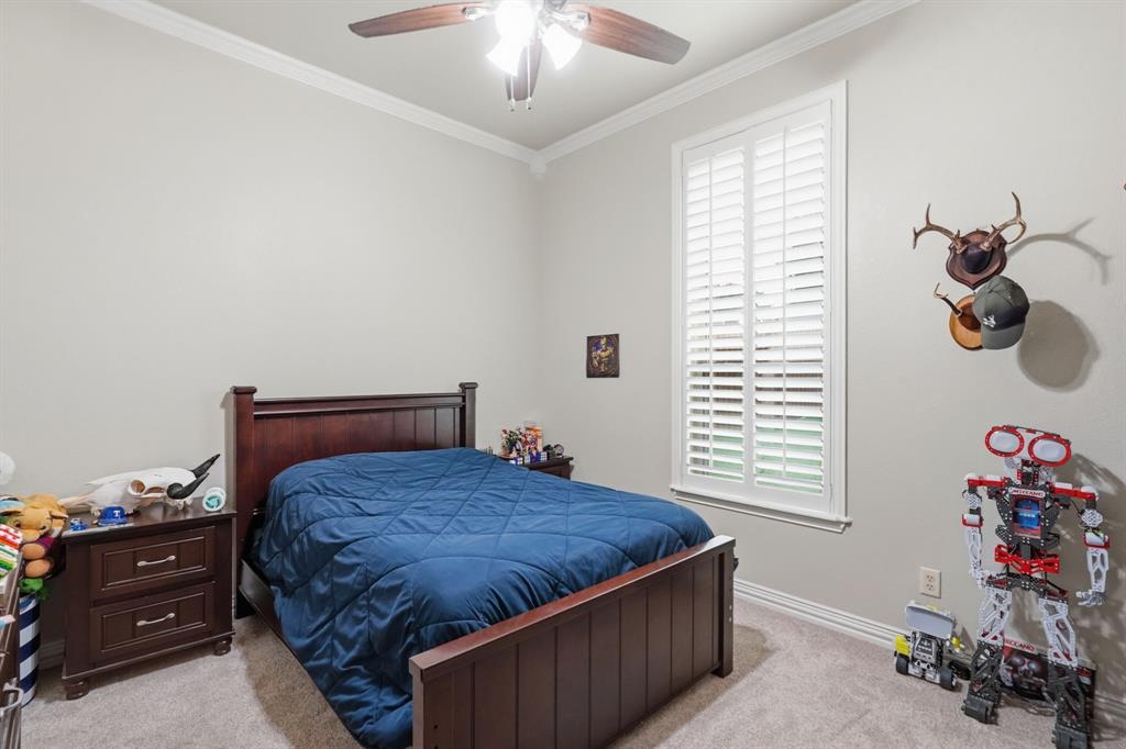1016 Meandering Woods Drive Property Photo 25