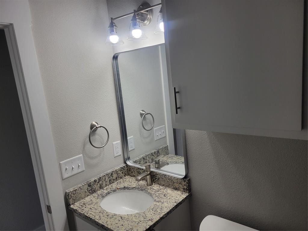 2714 1st Street Property Photo 10