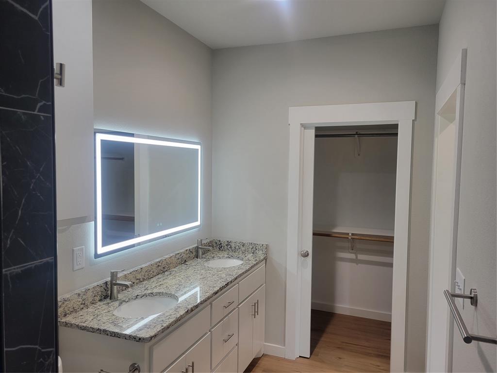2714 1st Street Property Photo 14