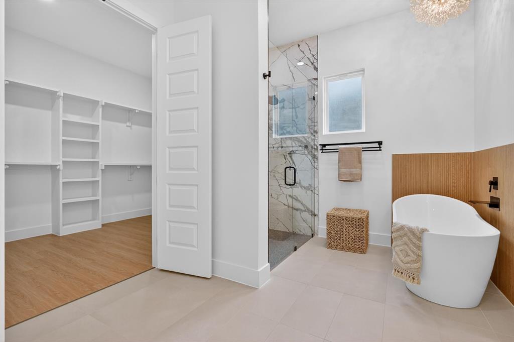1009 Devonshire Drive Property Photo 14