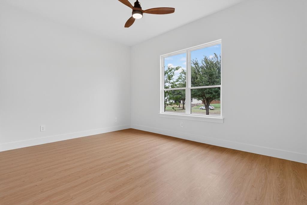 1009 Devonshire Drive Property Photo 24