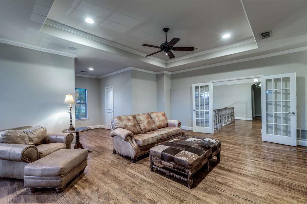 403 Creekside Drive Property Photo 33