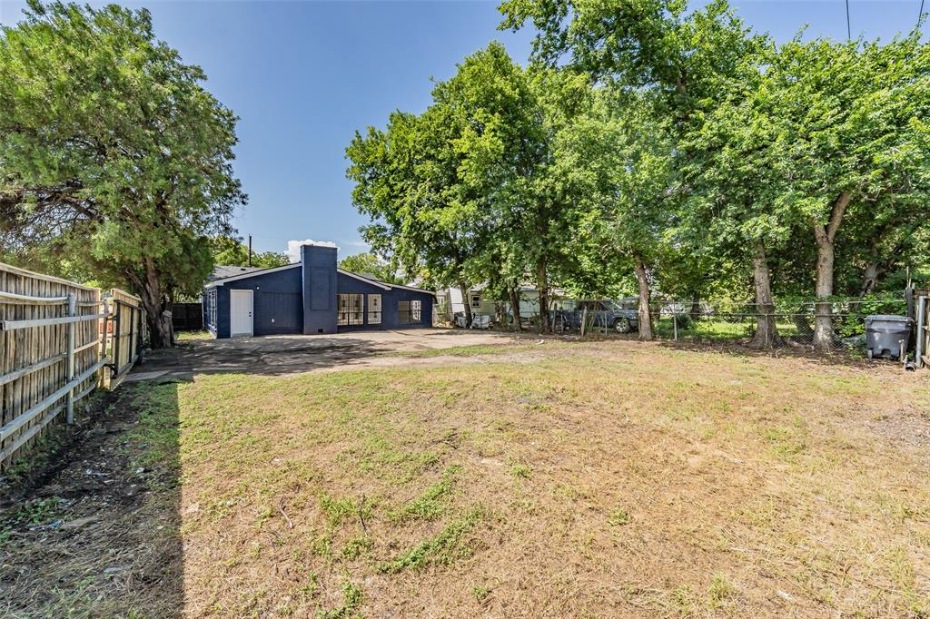 2402 E Overton Road Property Photo 24