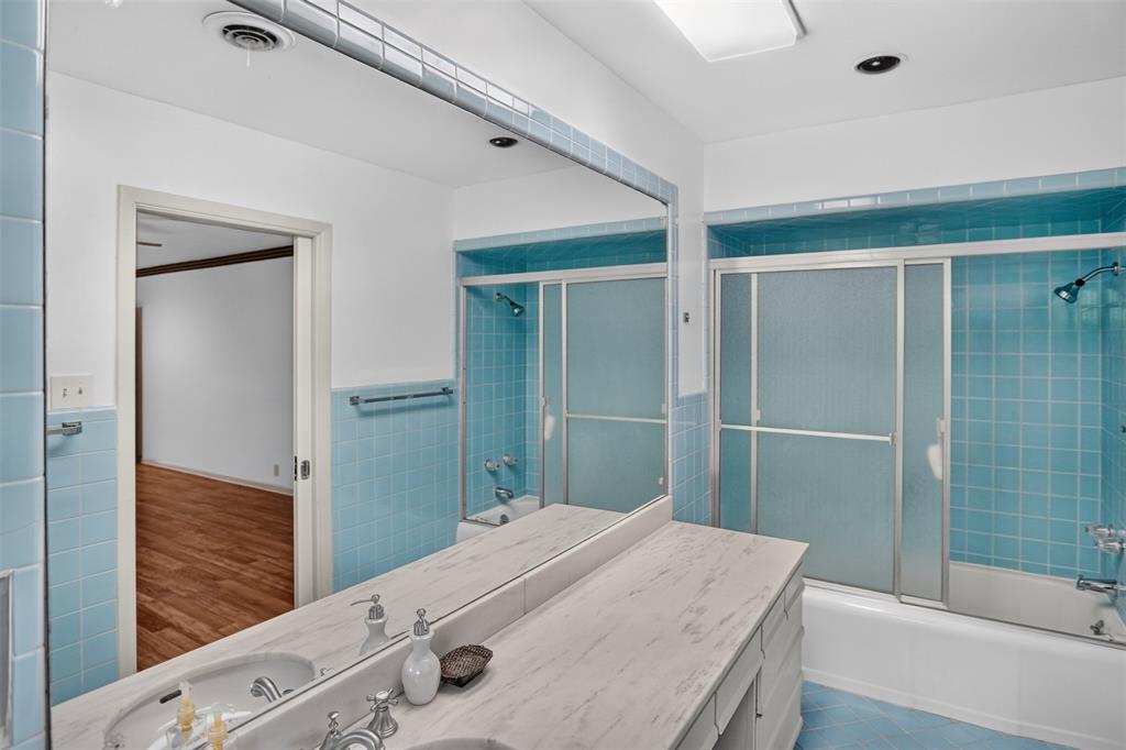 1911 Harrison Avenue Property Photo 17