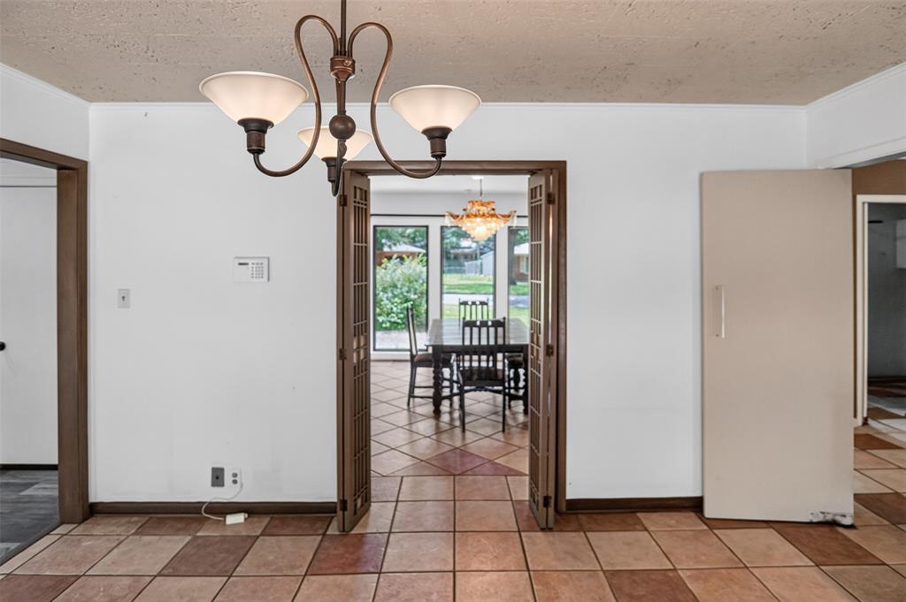 1911 Harrison Avenue Property Photo 24