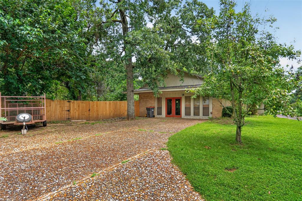 1911 Harrison Avenue Property Photo 33