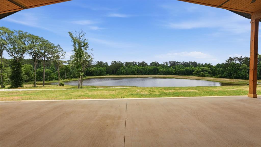447 County Road 2211 Property Photo 25