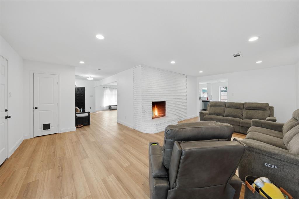 8700 Eagleview Court Property Photo 8