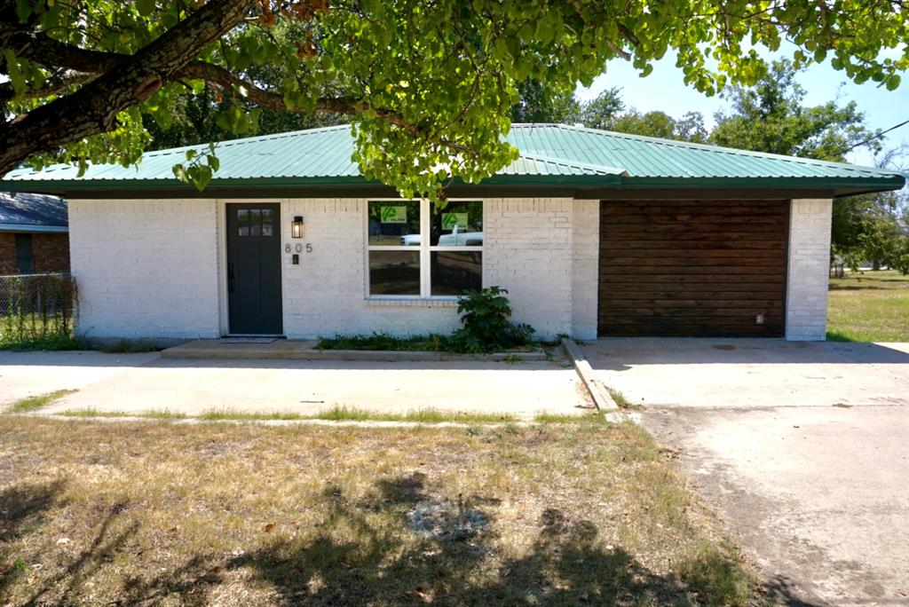 805 Virginia Property Photo 1