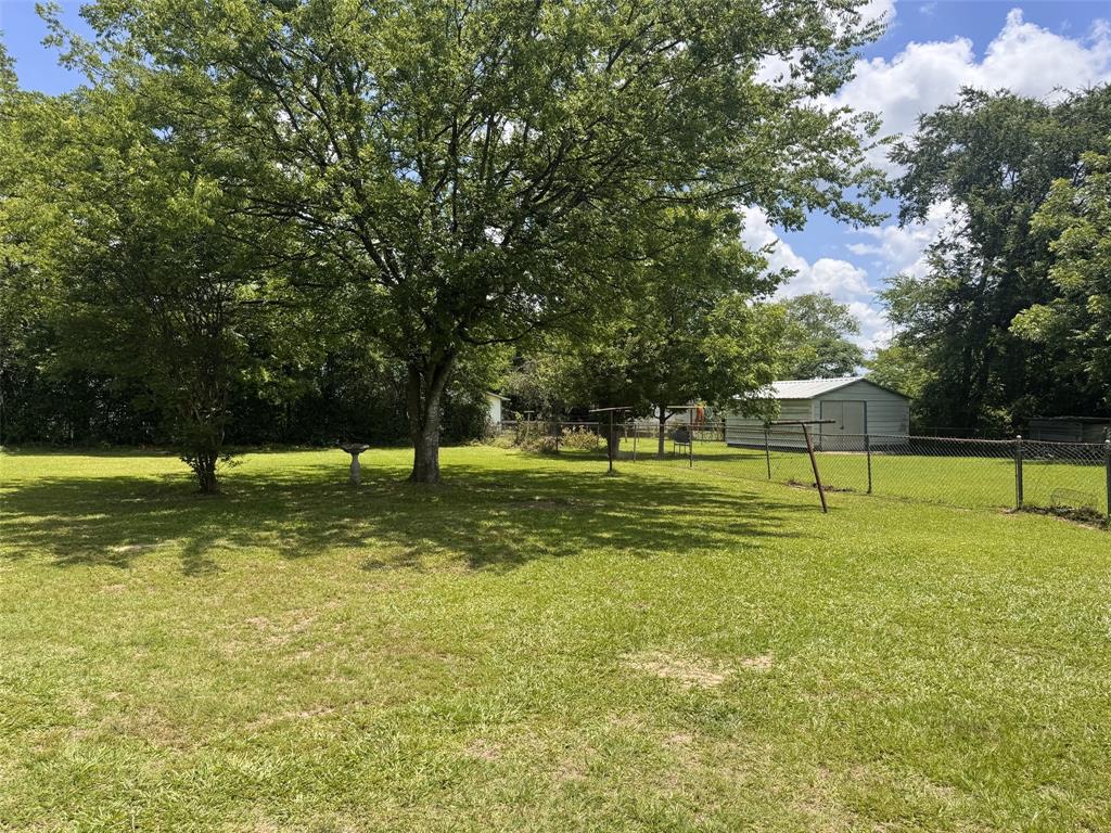 302 N O'tyson Property Photo 18