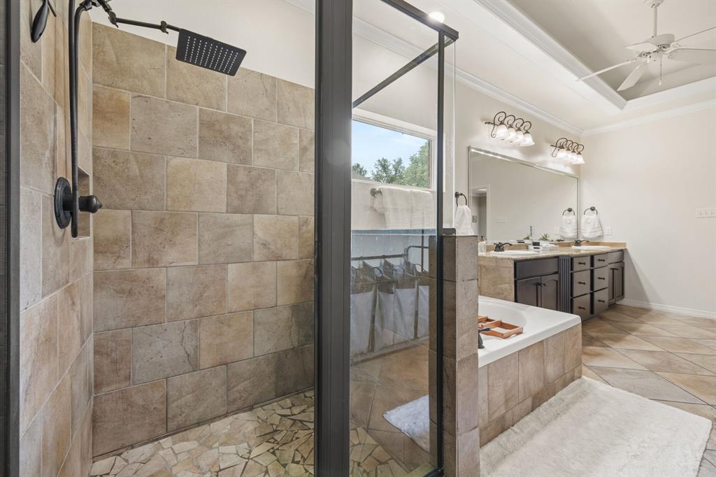 239 Eagle Landing Drive Property Photo 11