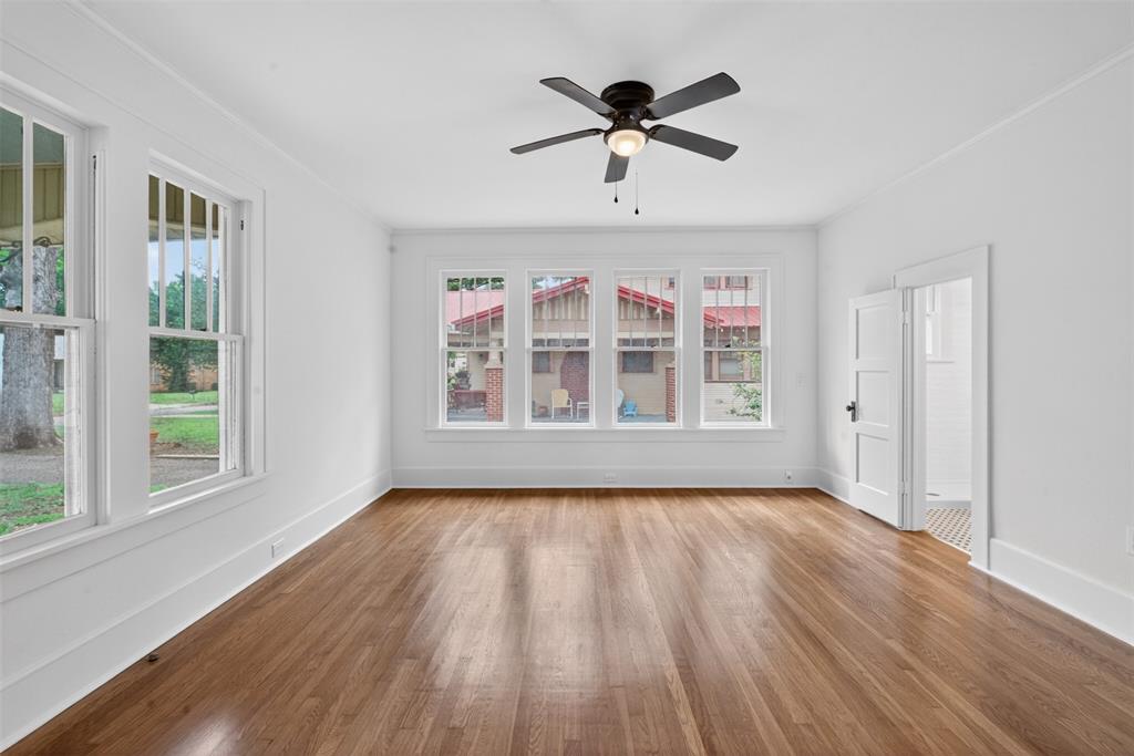 106 Washington Place Property Photo 16
