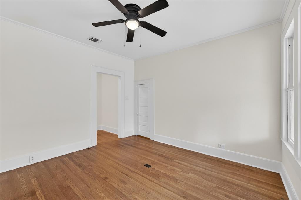 106 Washington Place Property Photo 32