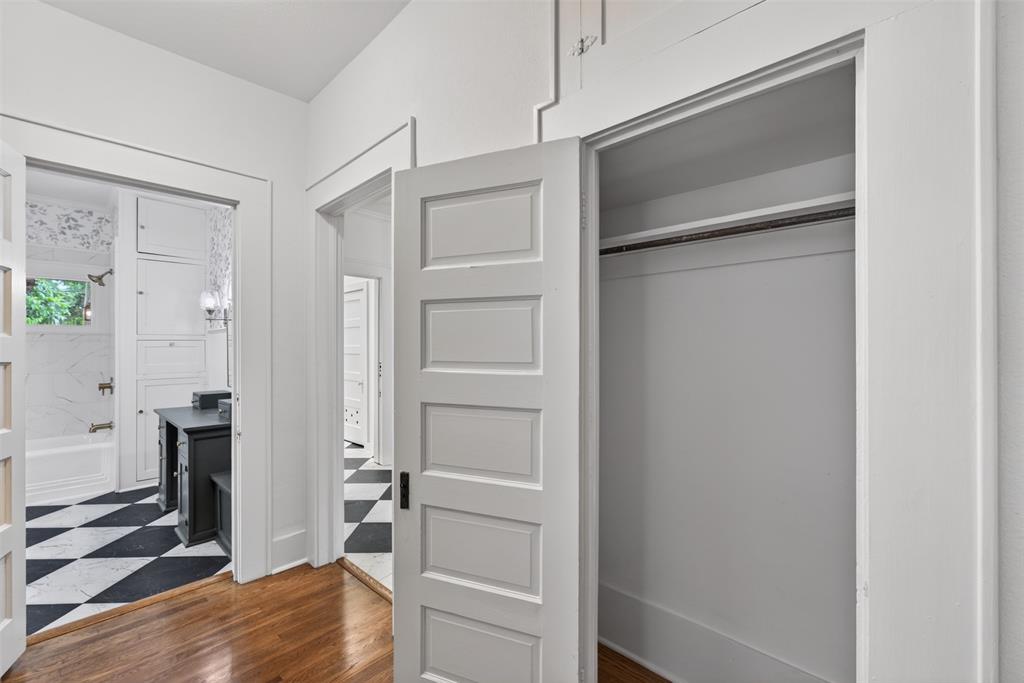 106 Washington Place Property Photo 34