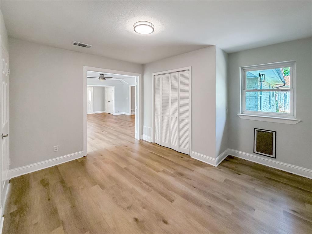 100 W Pleasantview Drive Property Photo 12