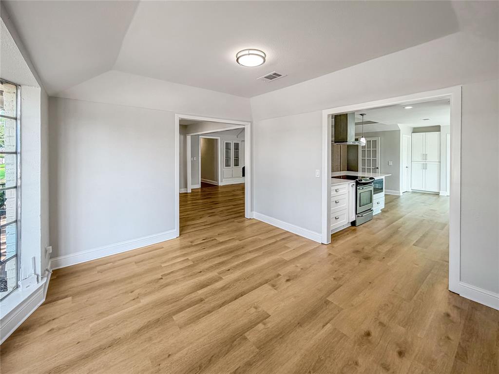 100 W Pleasantview Drive Property Photo 14