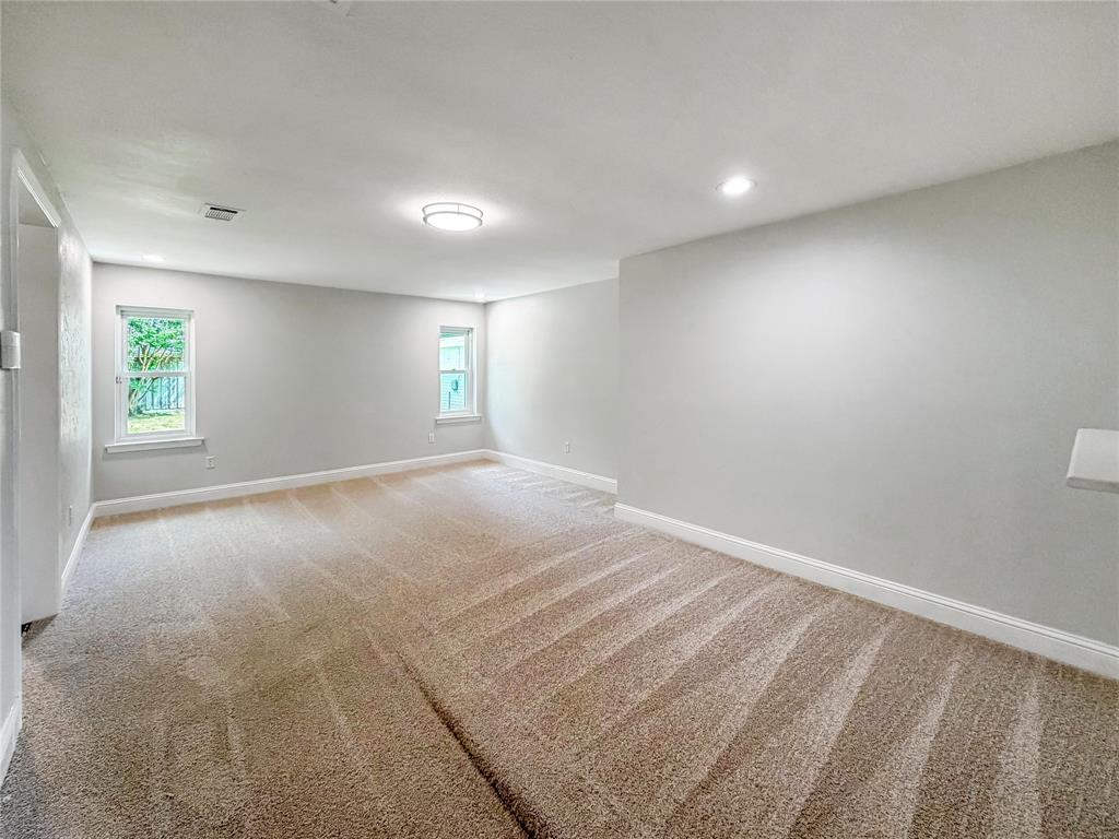 100 W Pleasantview Drive Property Photo 21
