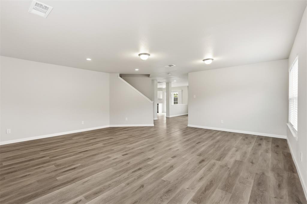 7301 Moon Ridge Court Property Photo 11